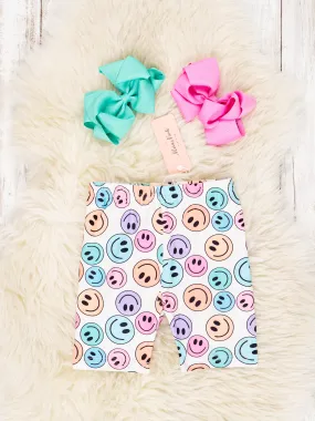 Retro Smiley Long Biker Shorts